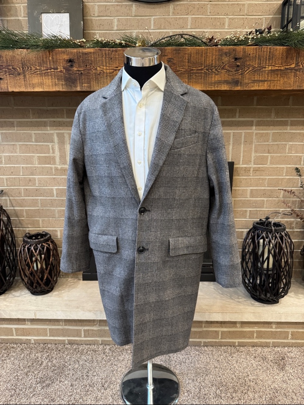 Banana Republic mens L Large gray plaid wool blend button up over coat EUC